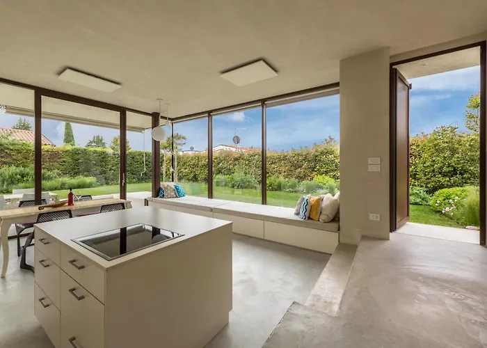 Villa Vista Lago